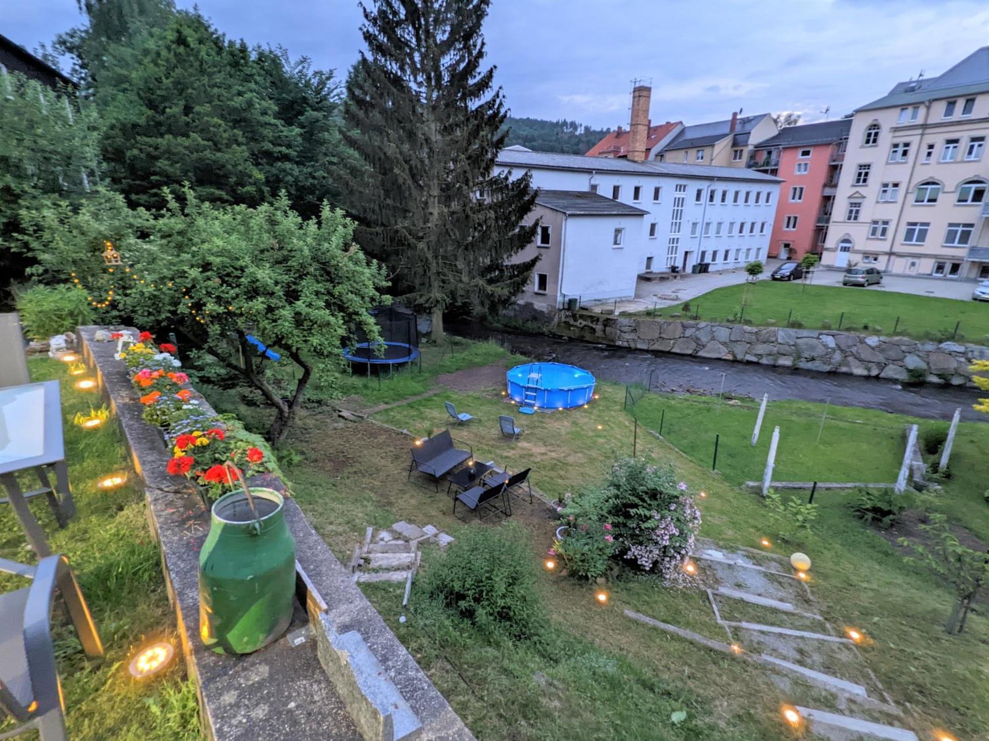 Hw2B - Urlaubsmagie - Wohlfuehlwohnung Mit Balkon, Pool, Sauna & Terrasse Sebnitz Exterior photo