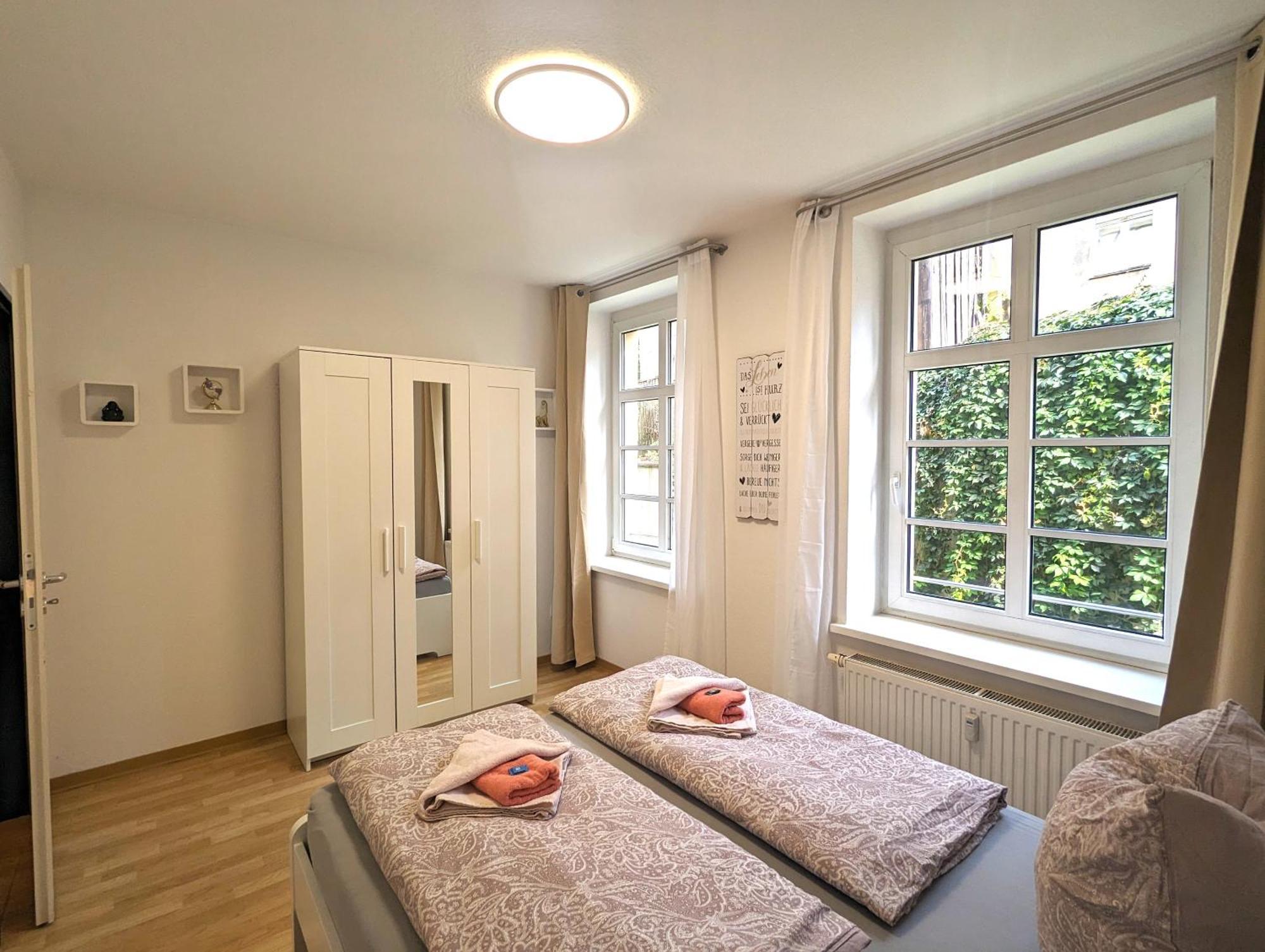 Hw2B - Urlaubsmagie - Wohlfuehlwohnung Mit Balkon, Pool, Sauna & Terrasse Sebnitz Exterior photo